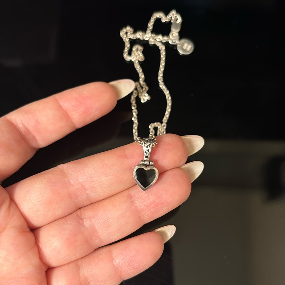 Stunning choker 525 Silver with Onyx heart🖤🤤